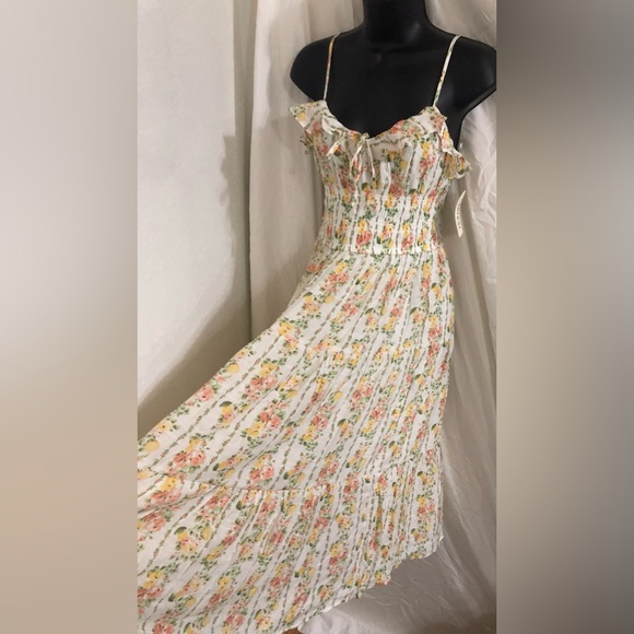 Trixxi Dresses & Skirts - Trixxi floral yellow citrus print garden ruffle bust smocked dress size Small